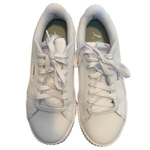 Puma Carina Crew Sneakers Womens 8 White Leather Low Top Cushioned Comfort